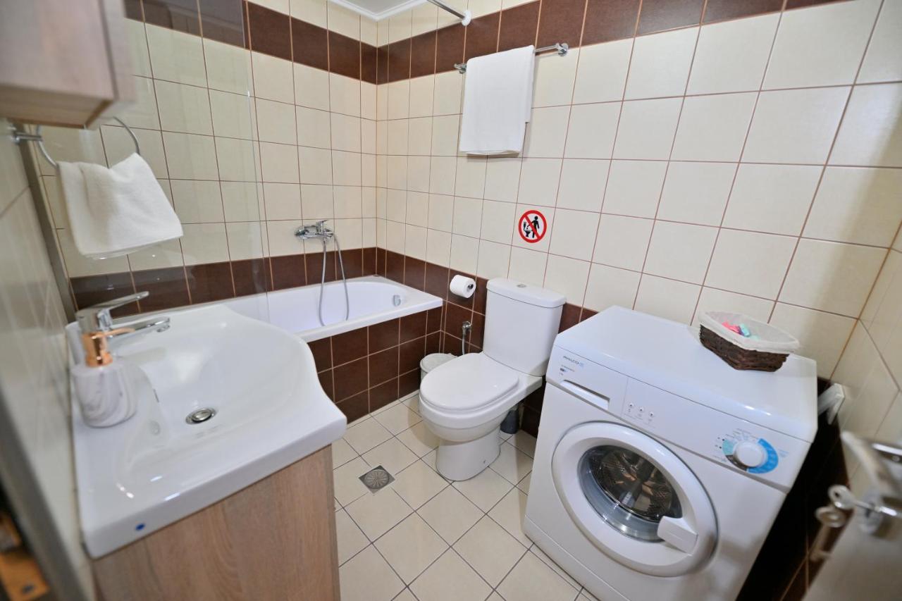 Artemis No.2 Apartment Kíssamos Eksteriør billede